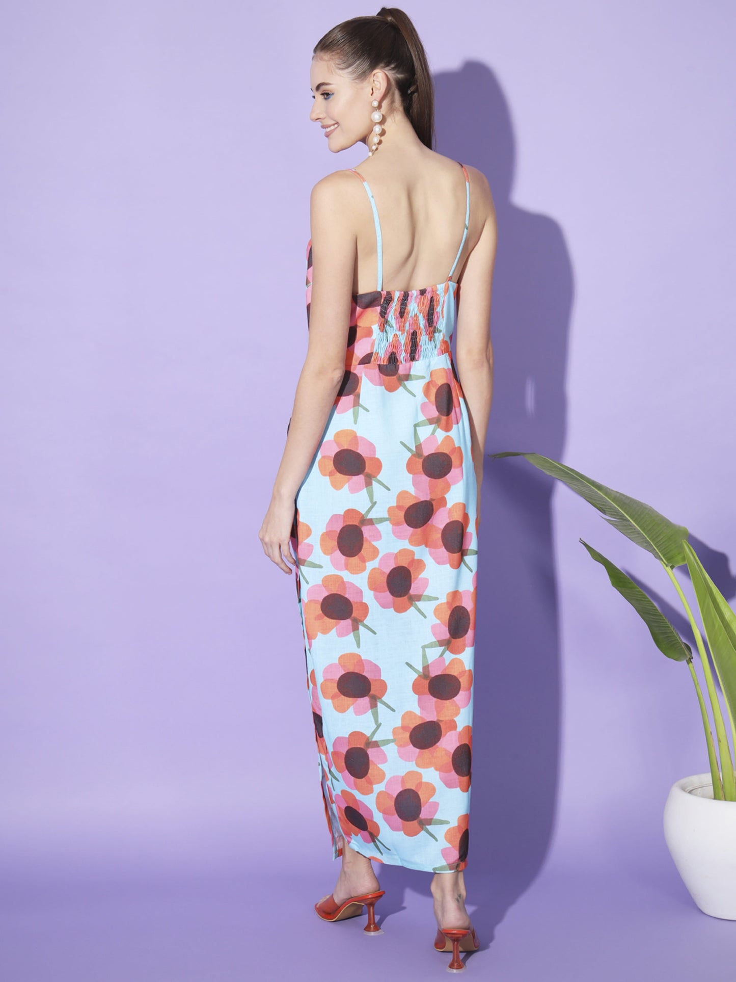 Sleeveless Blue Floral Maxi: Nature's Beauty
