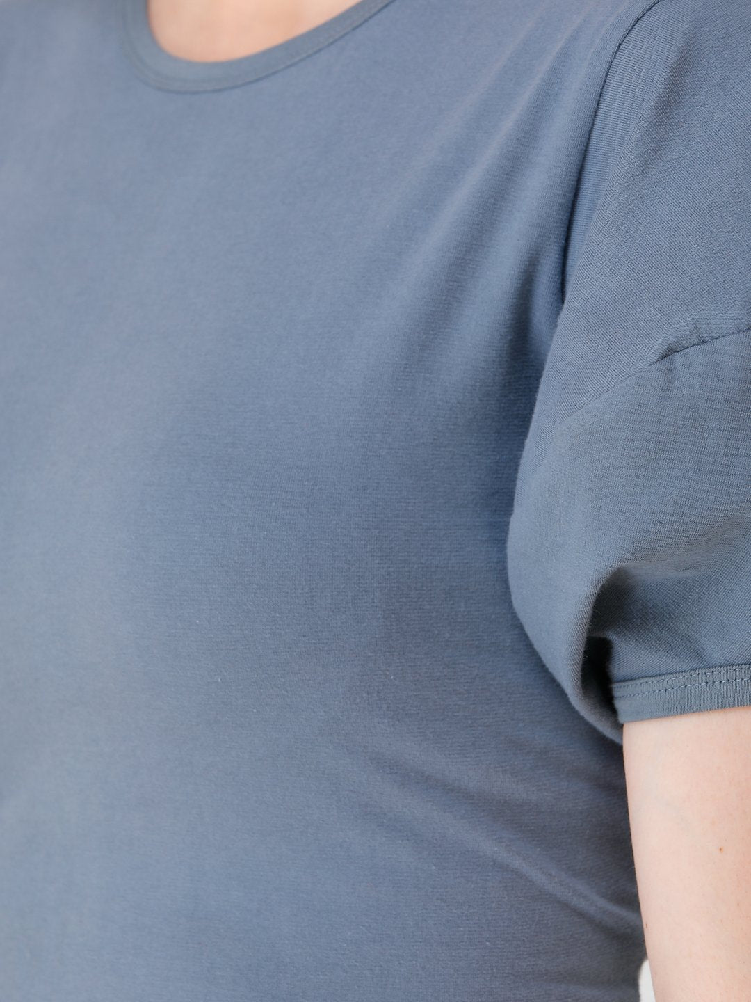 SCORPIUS GREY puff sleeve crop top