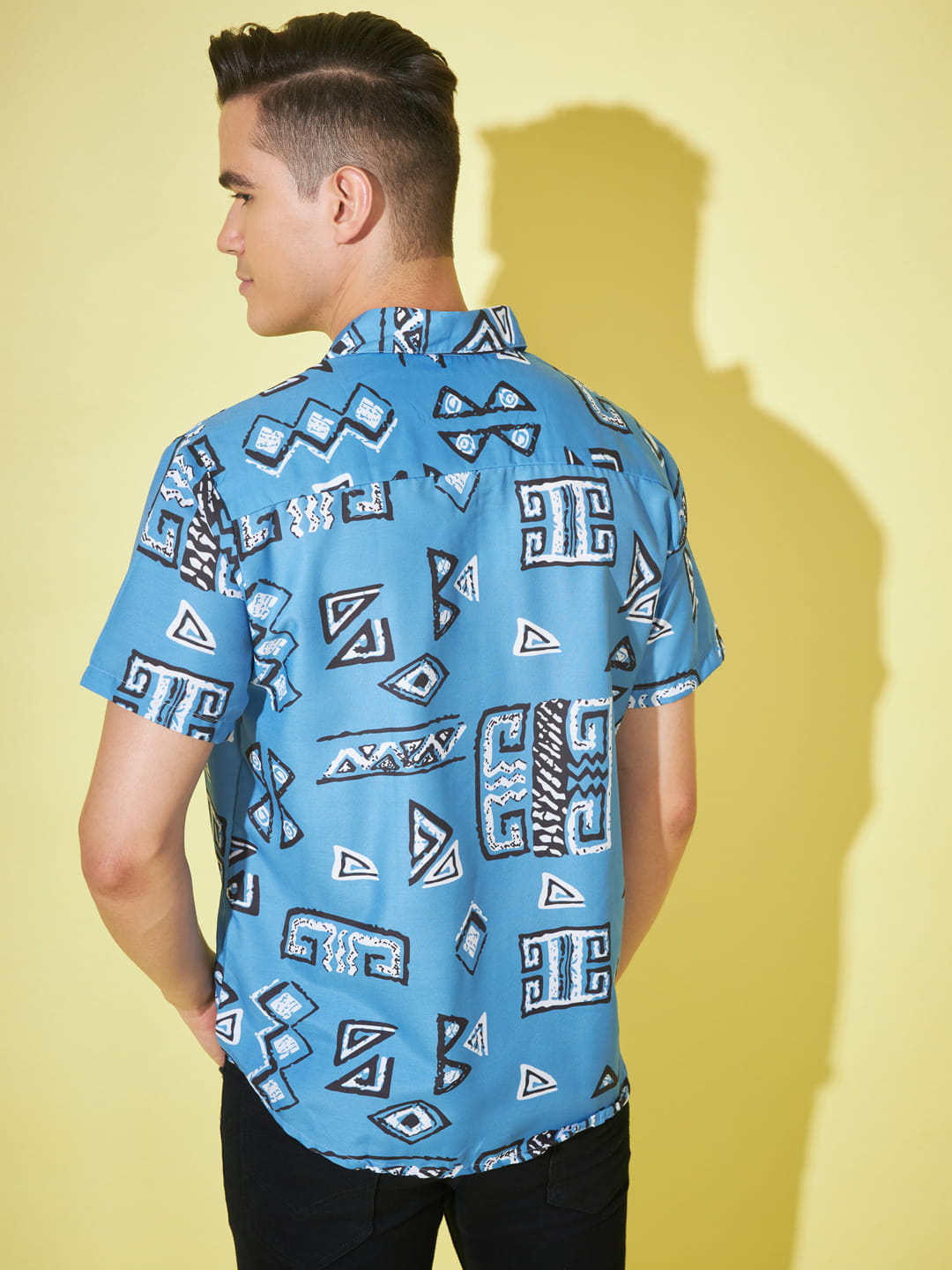 Artistic Reverie: Blue Abstract Print Shirt