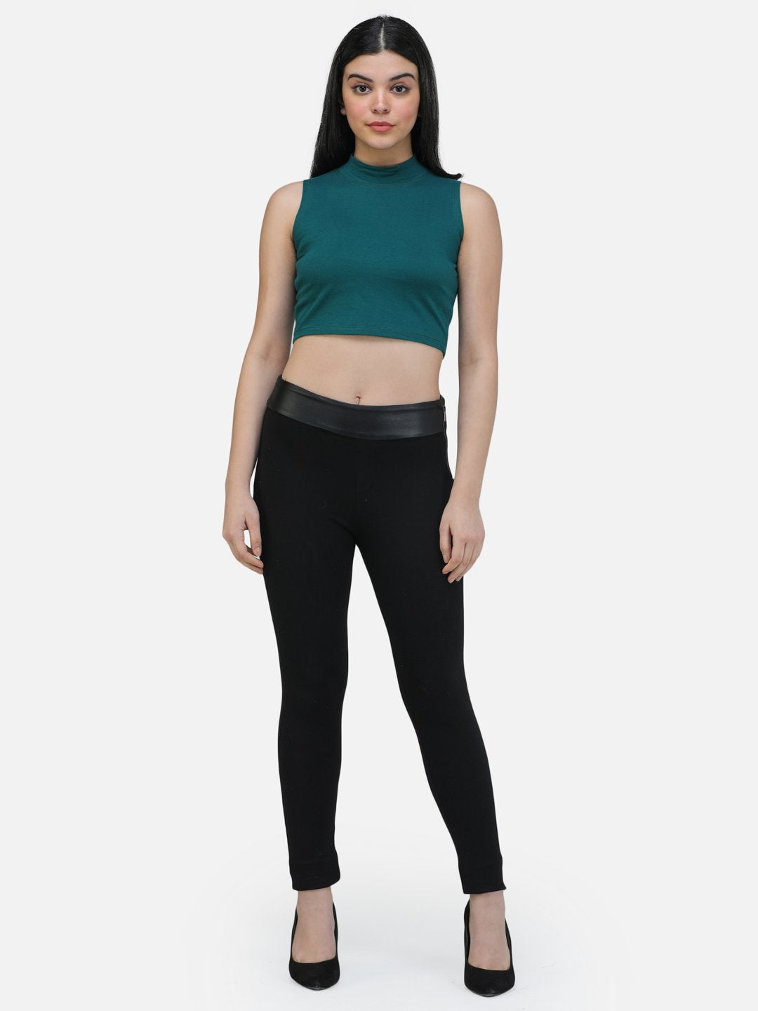 SCORPIUS GREEN CUT SLEEVE CROP TOP