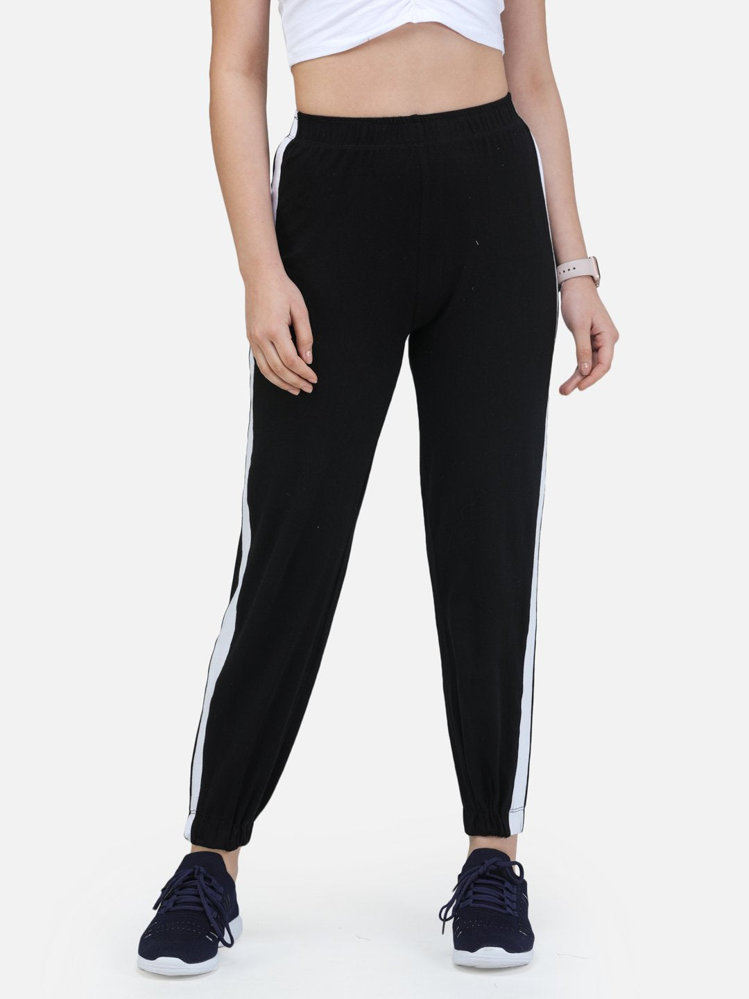 SCORPIUS BLACK TRACKPANT WITH WHITE STRAP