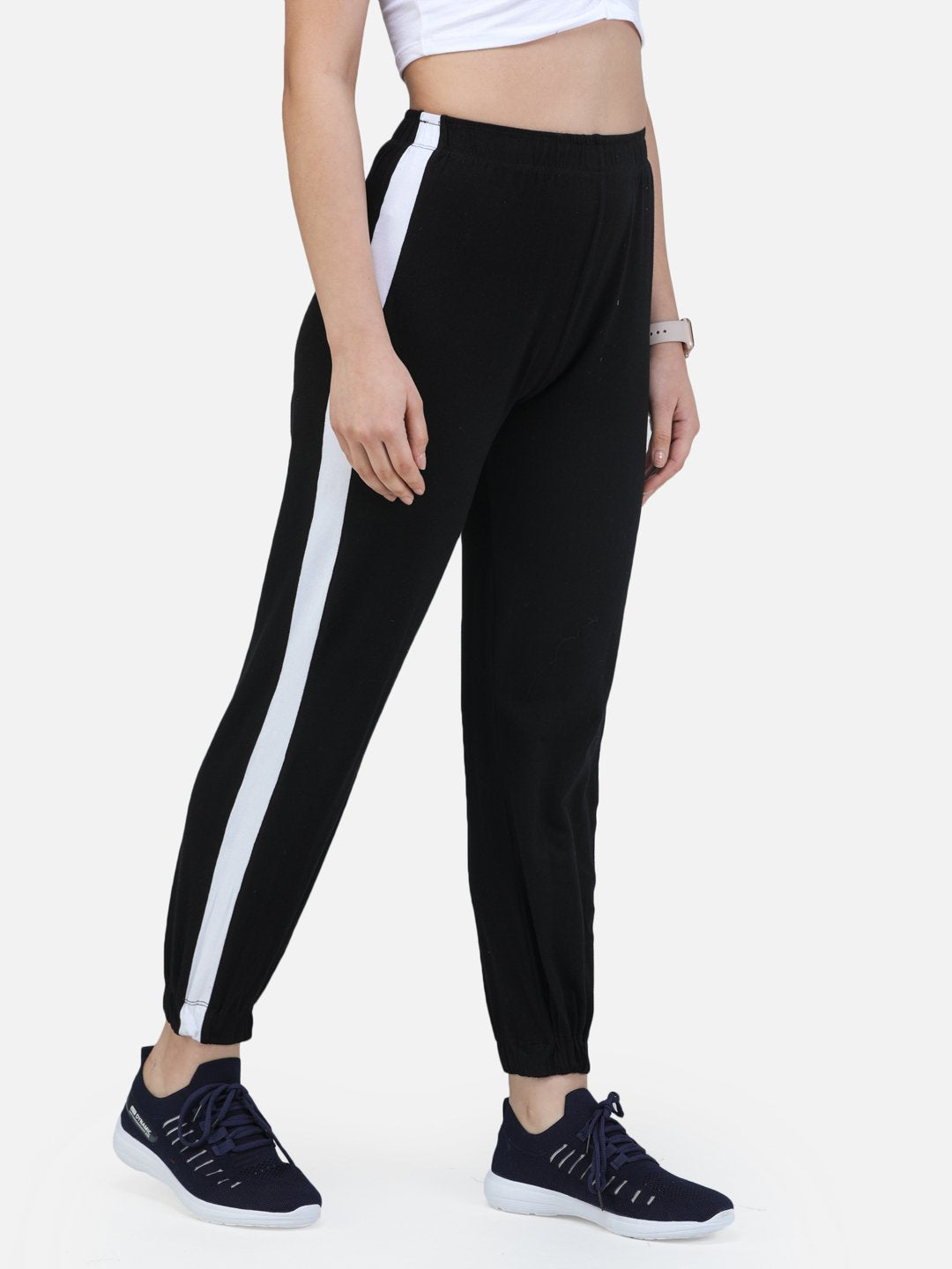 SCORPIUS BLACK TRACKPANT WITH WHITE STRAP