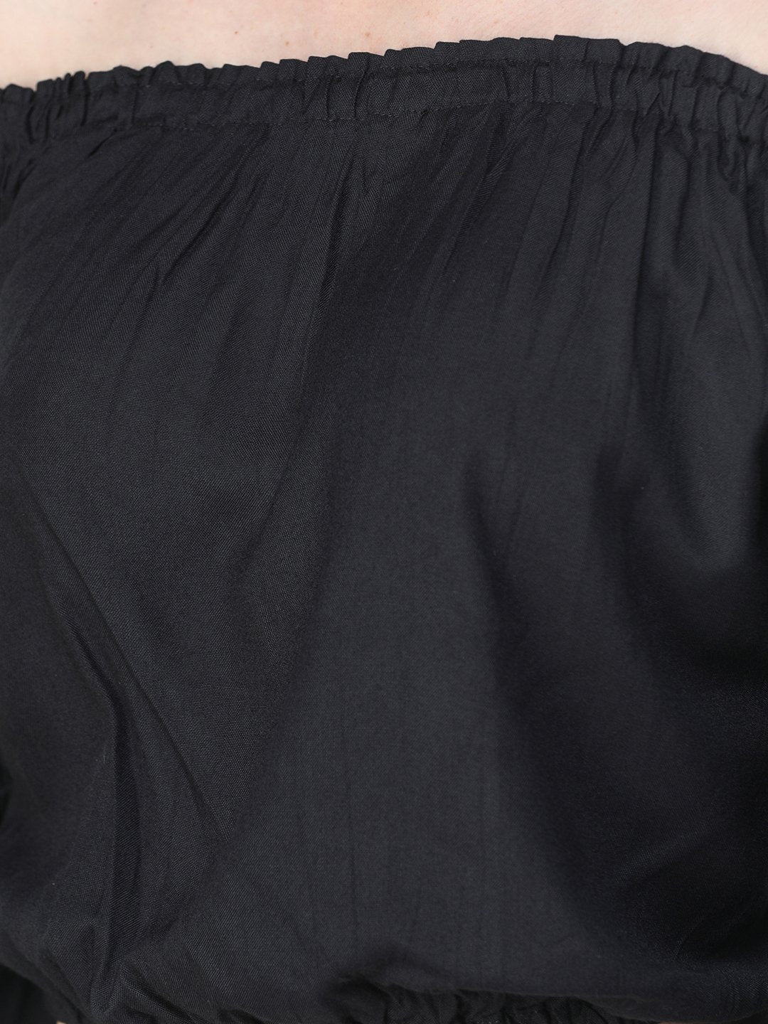 SCORPIUS SOLID BLACK TOP