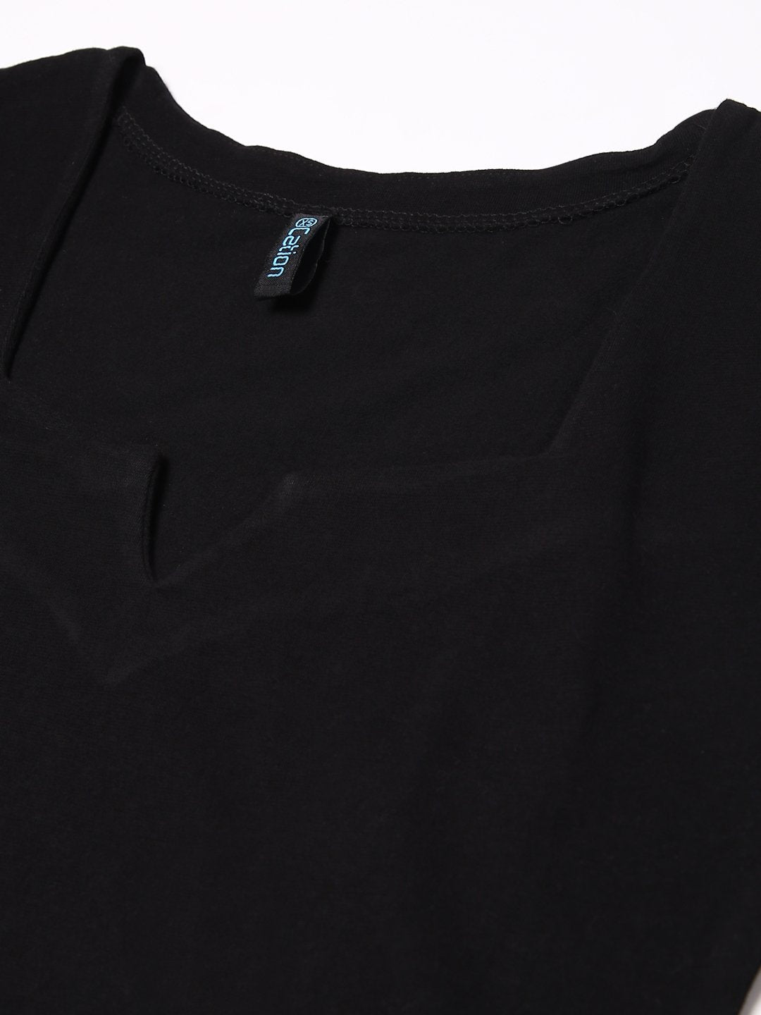 SCORPIUS Solid Black Top