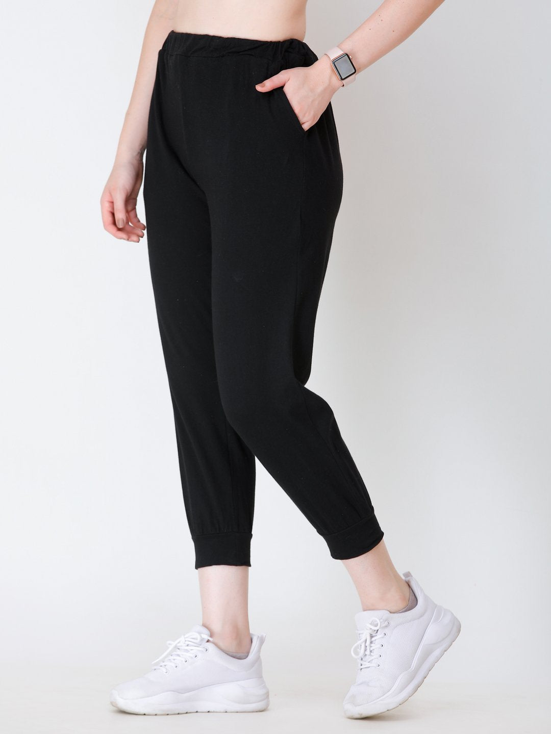 SCORPIUS BLACK SOLID TRACK PANT