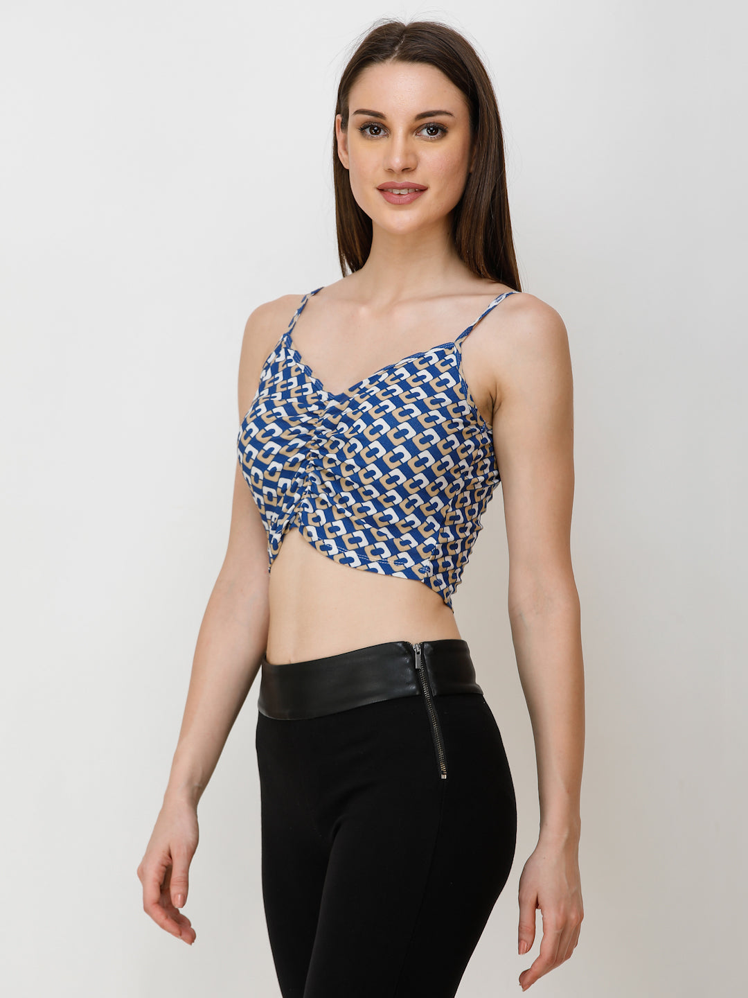 SCORPIUS Women Blue & White Printed Fitted Crop Top