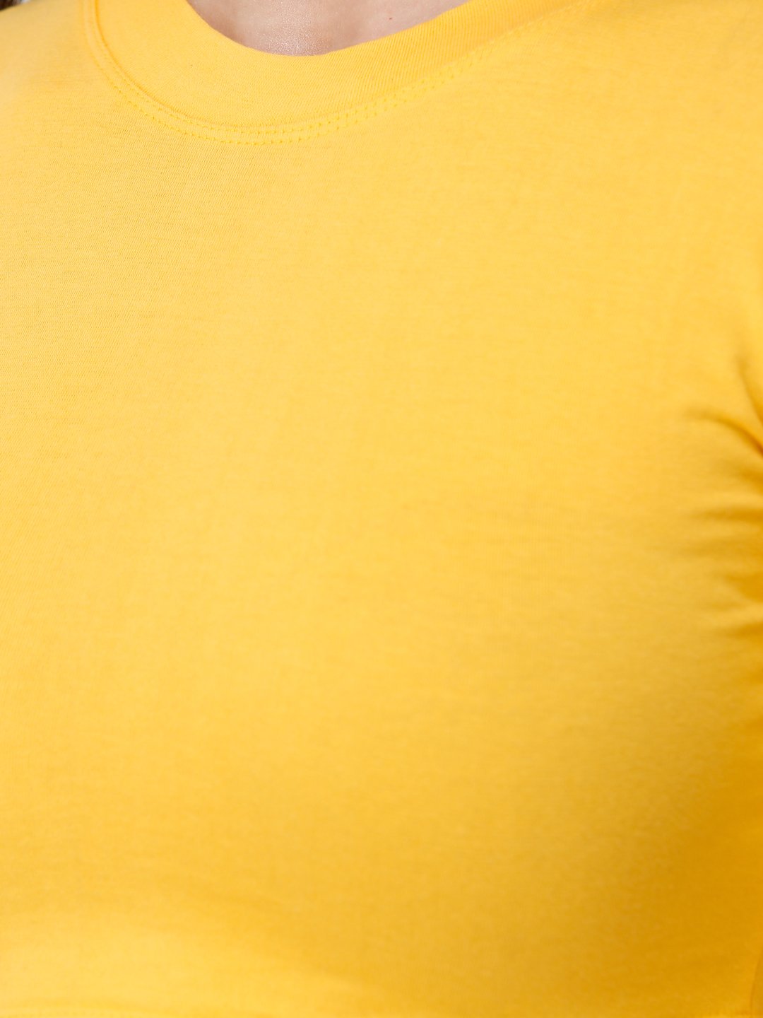 SCORPIUS YELLOW ROUND NECK CROP TOP