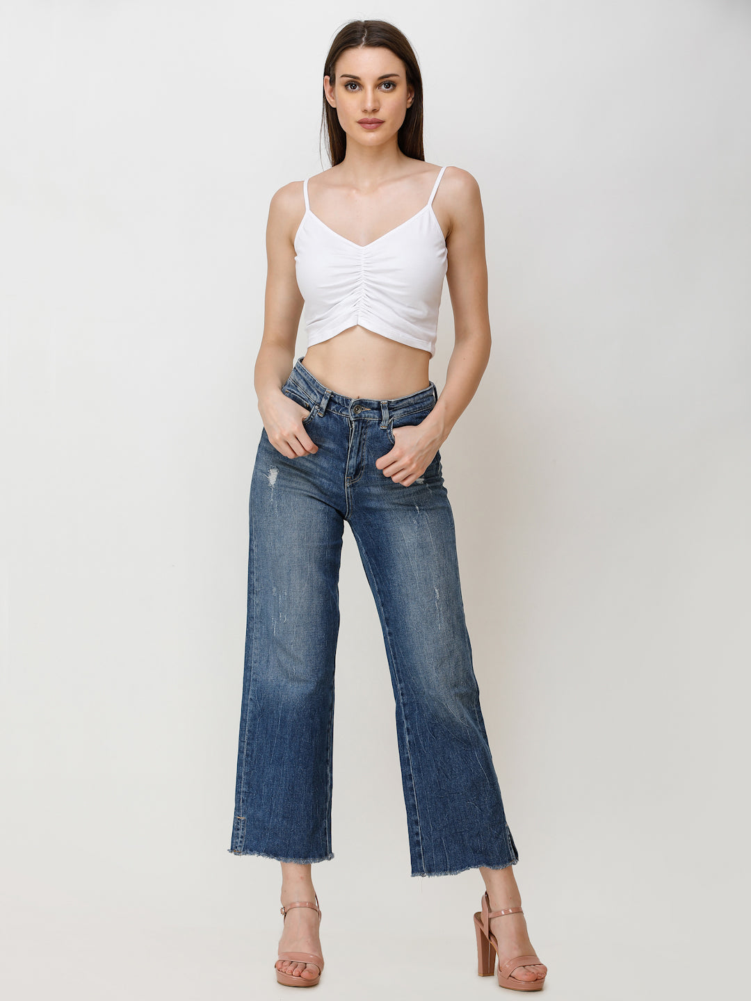 SCORPIUS Women White Solid Crop Top