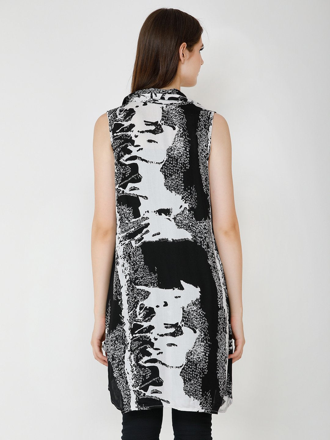 Black and White Printed Shrug
