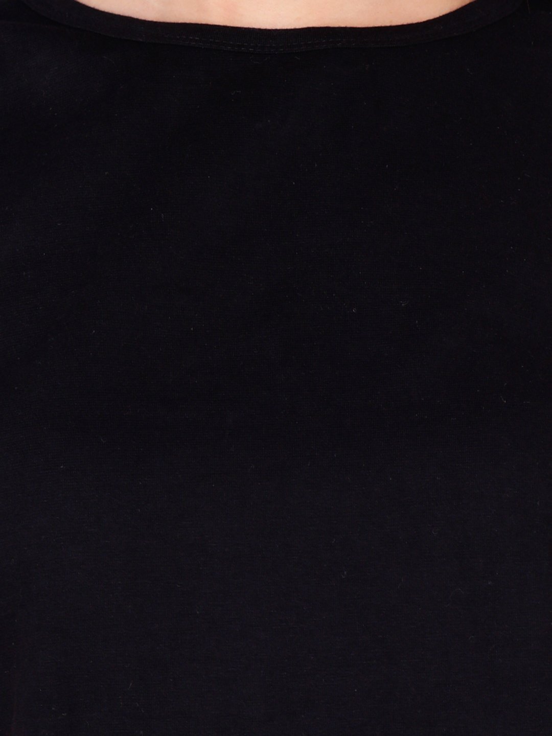 SCORPIUS SOLID BLACK CROPTOP