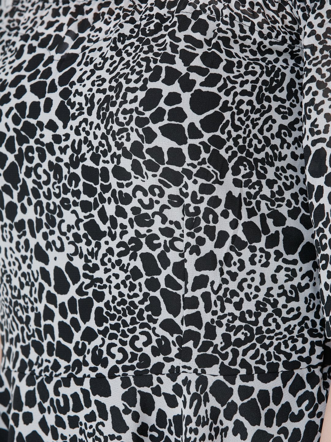 SCORPIUS BLACK PRINTED OFFSHOULDER DRESS