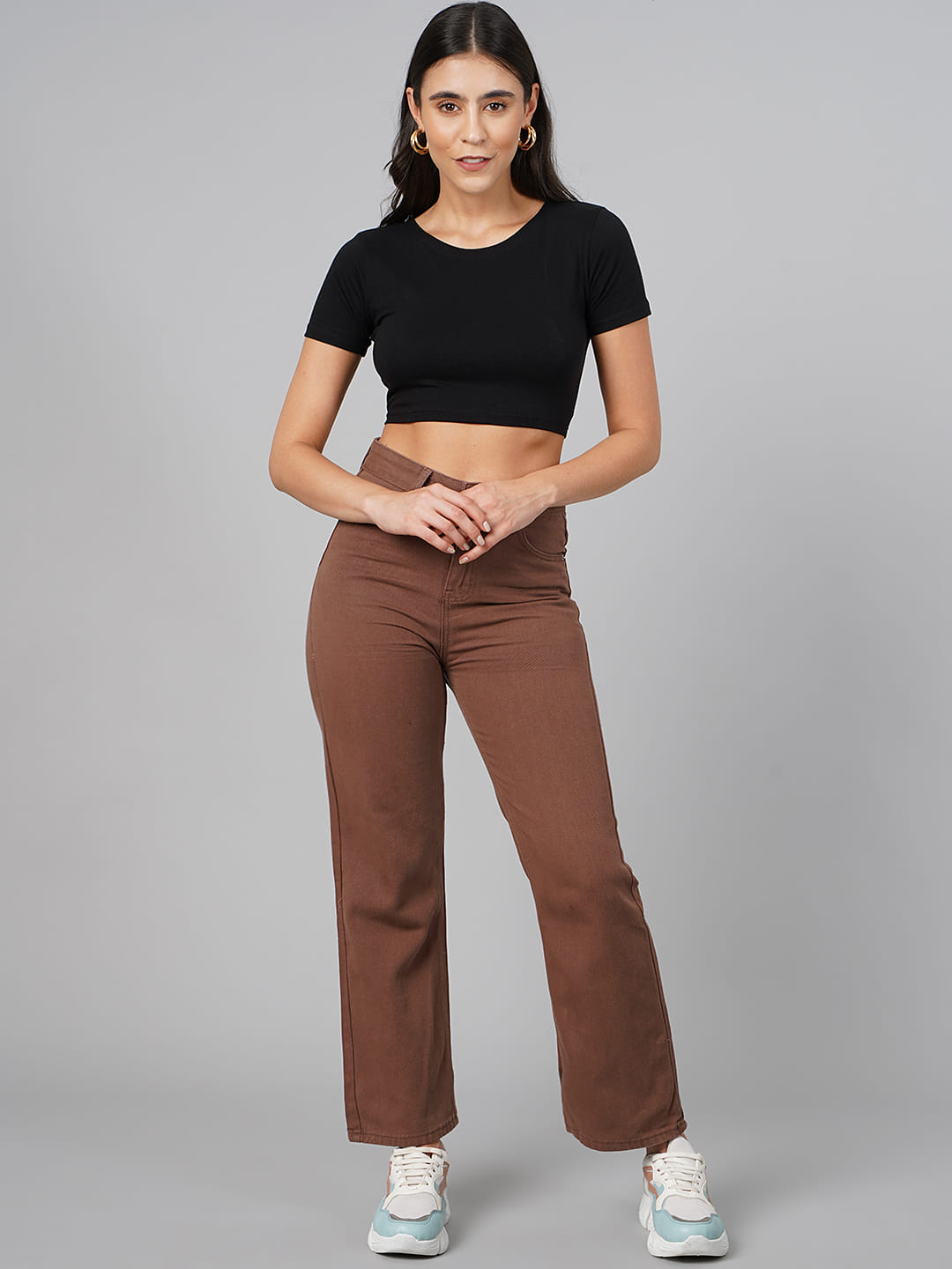 SCORPIUS Black Knot Crop Top