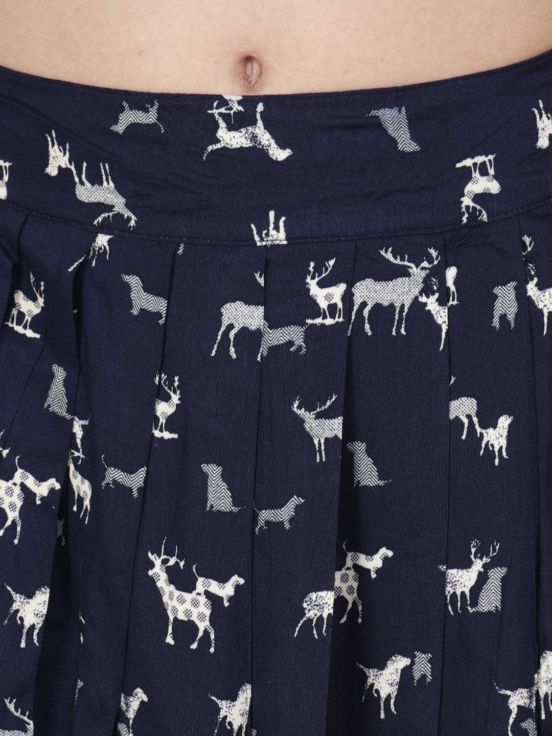 SCORPIUS NAVY BLUE PRINTED PLEATED SKIRT