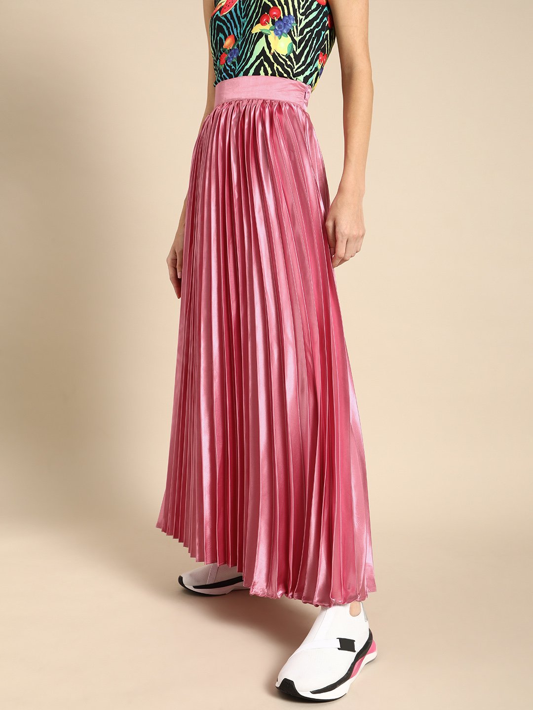 SCORPIUS Dark Pink Pleated satin Skirt