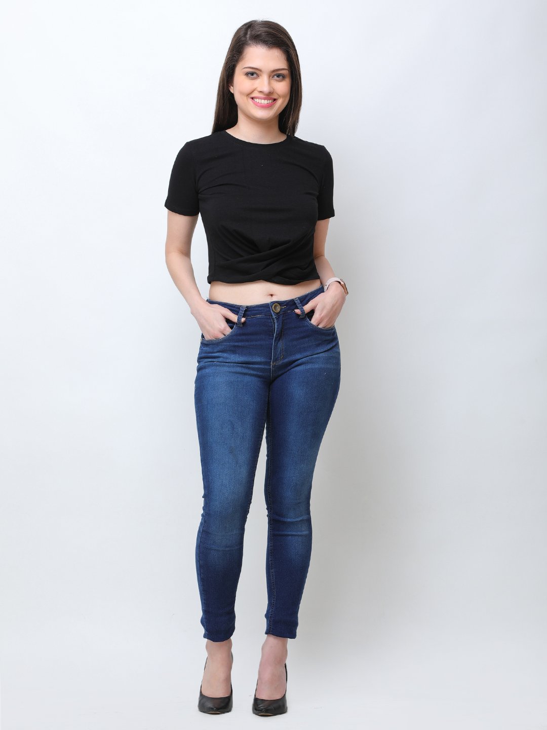 SCORPIUS BLACK FRONT CROSS CROPTOP