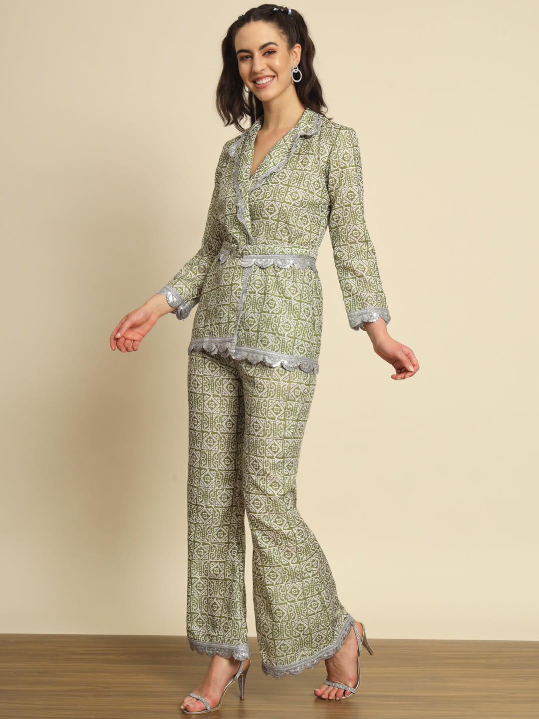 Enchanted Forest: A Green Printed Coord Set Adorned with Belt | Hues of India