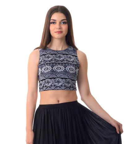 SCORPIUS Black self design crop top