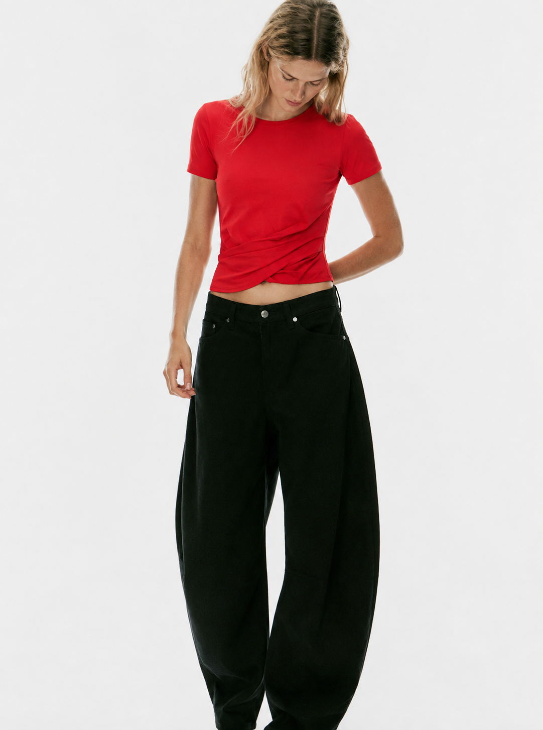 SCORPIUS Red front knot Crop top