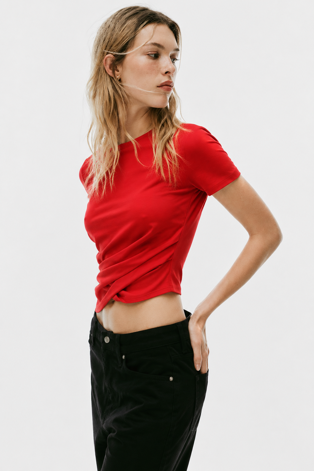 SCORPIUS Red front knot Crop top