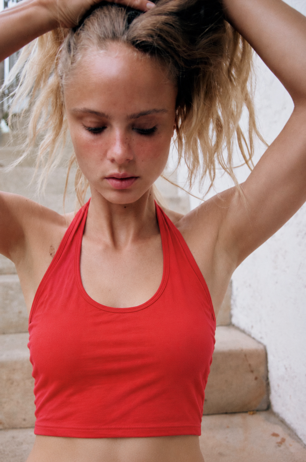 Cation Red Solid Top