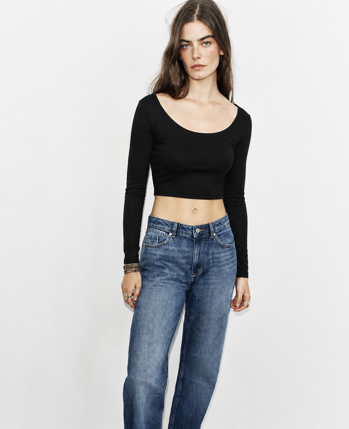 Black solid crop top
