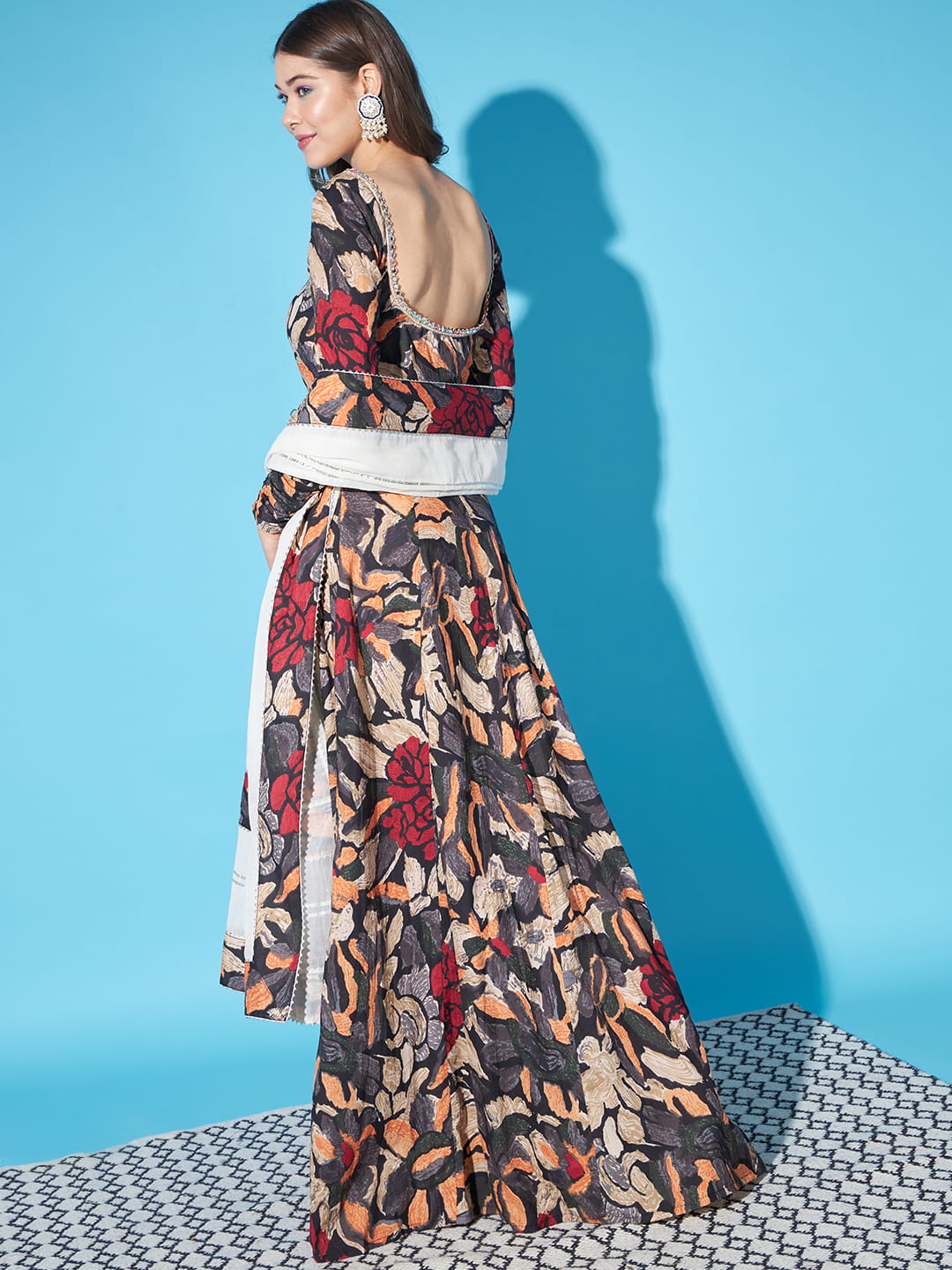 Regal Opulence: Black Printed Kurta with Dupatta