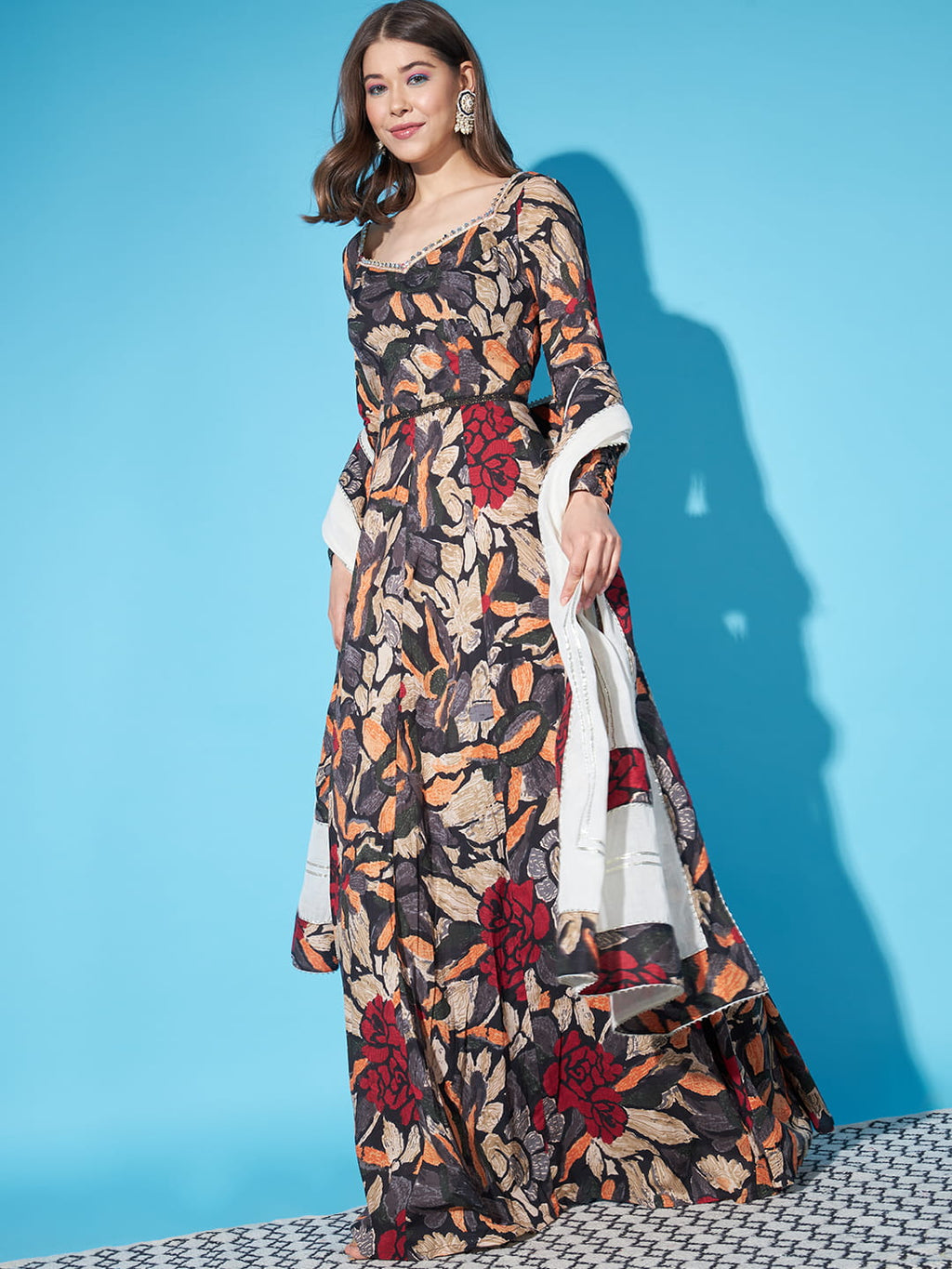 Regal Opulence: Black Printed Kurta with Dupatta