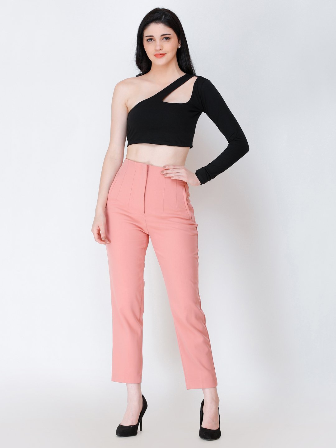 SCORPIUS Black one shoulder crop top