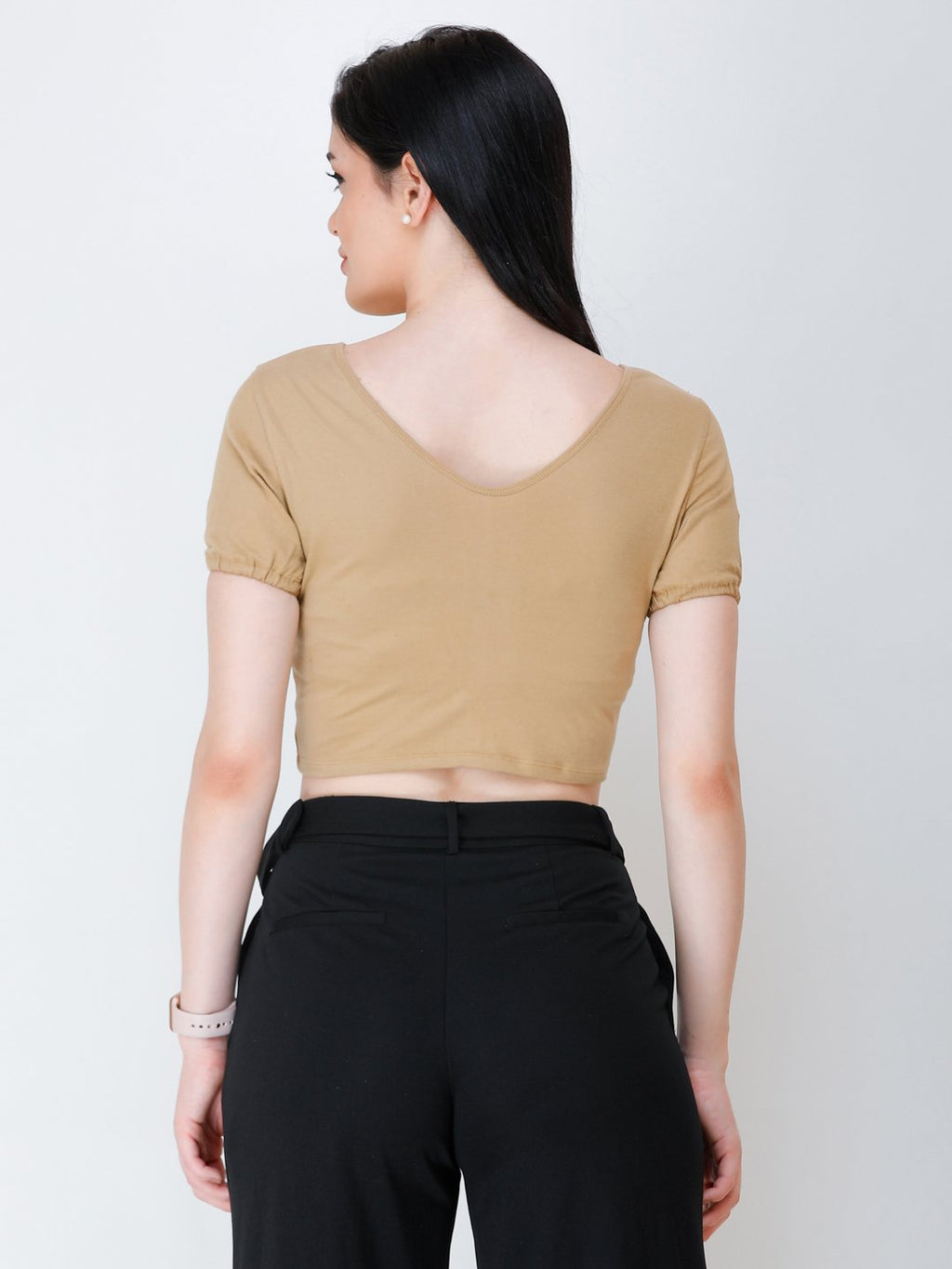 SCORPIUS Gold styled front crop top