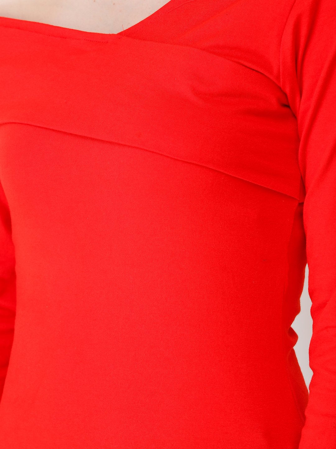 SCORPIUS Red regular top