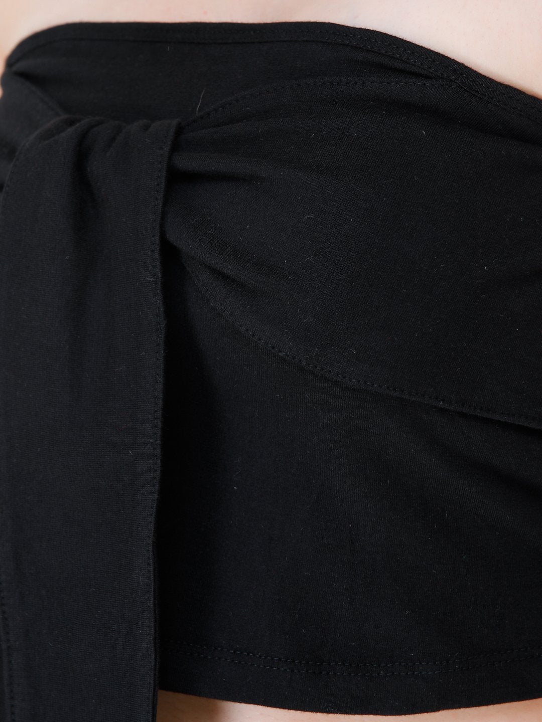 SCORPIUS black knot tube top