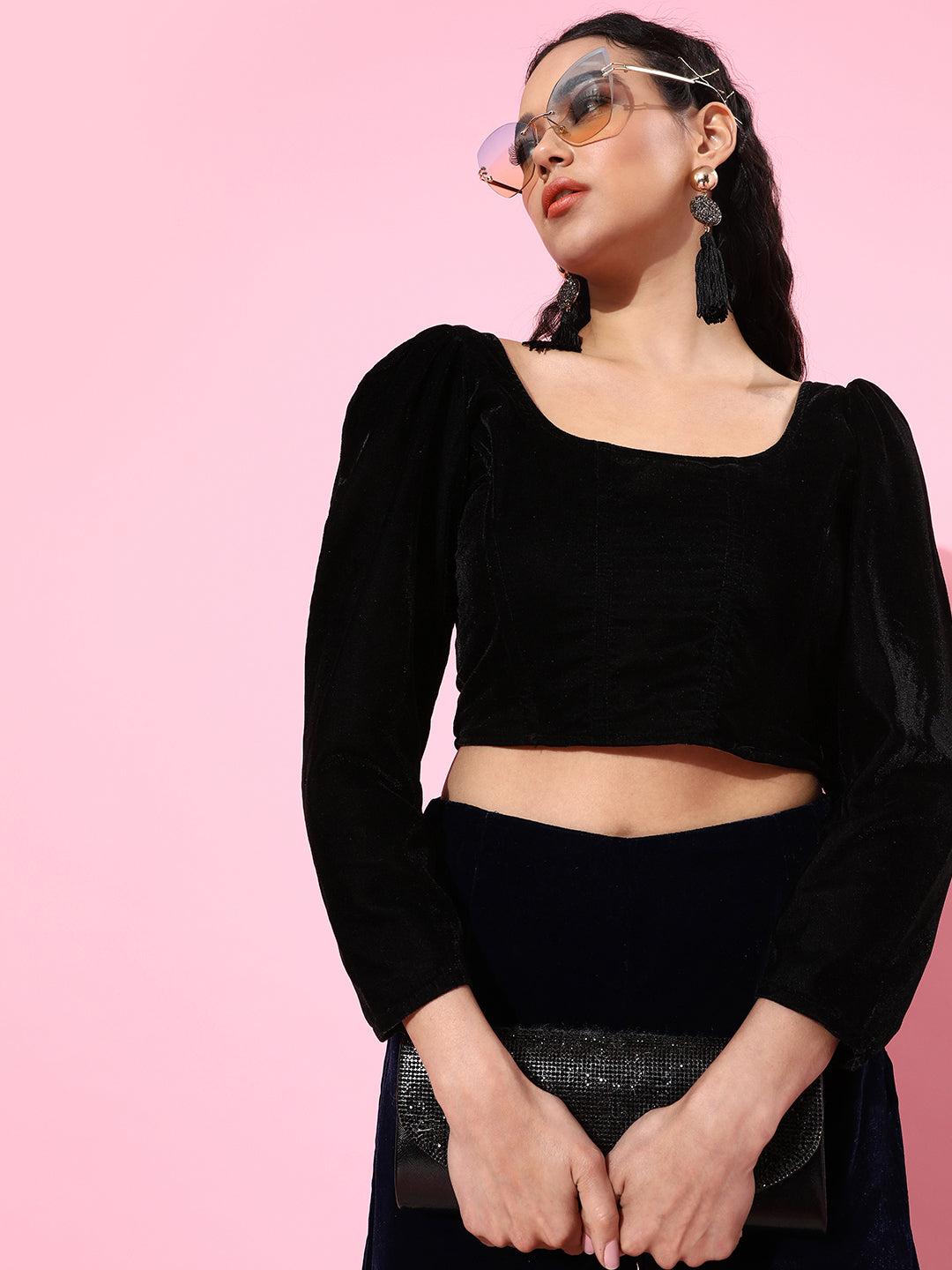 SCORPIUS Black Velvet Top