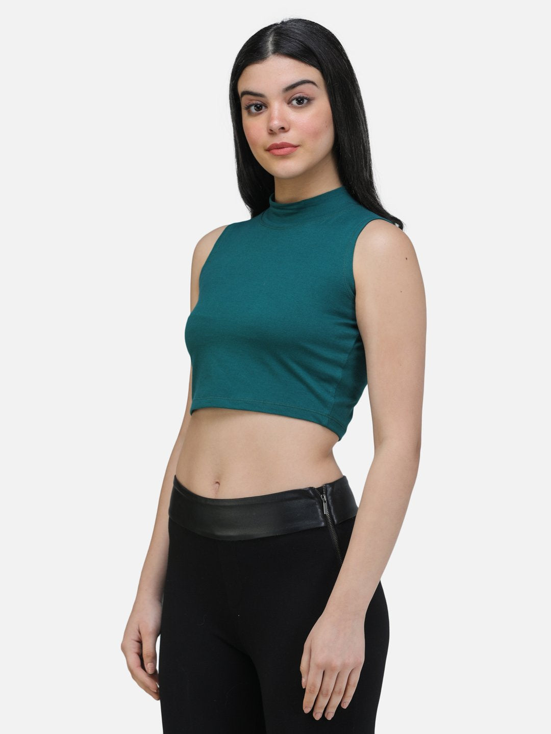 SCORPIUS GREEN CUT SLEEVE CROP TOP