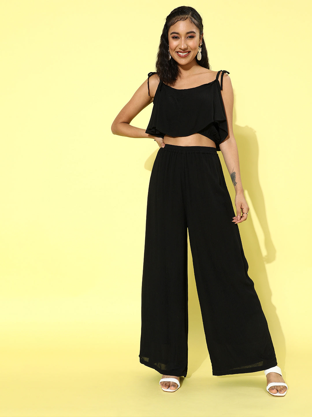 Cation Solid Black Clothing Set