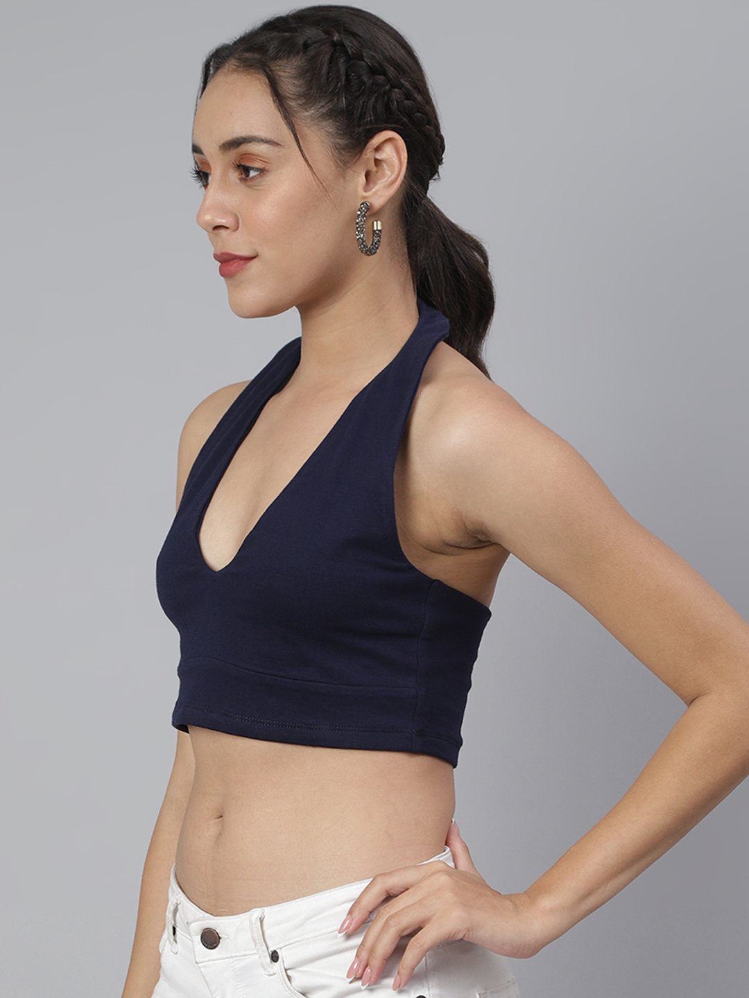 SCORPIUS Navy Haulter neck croptop