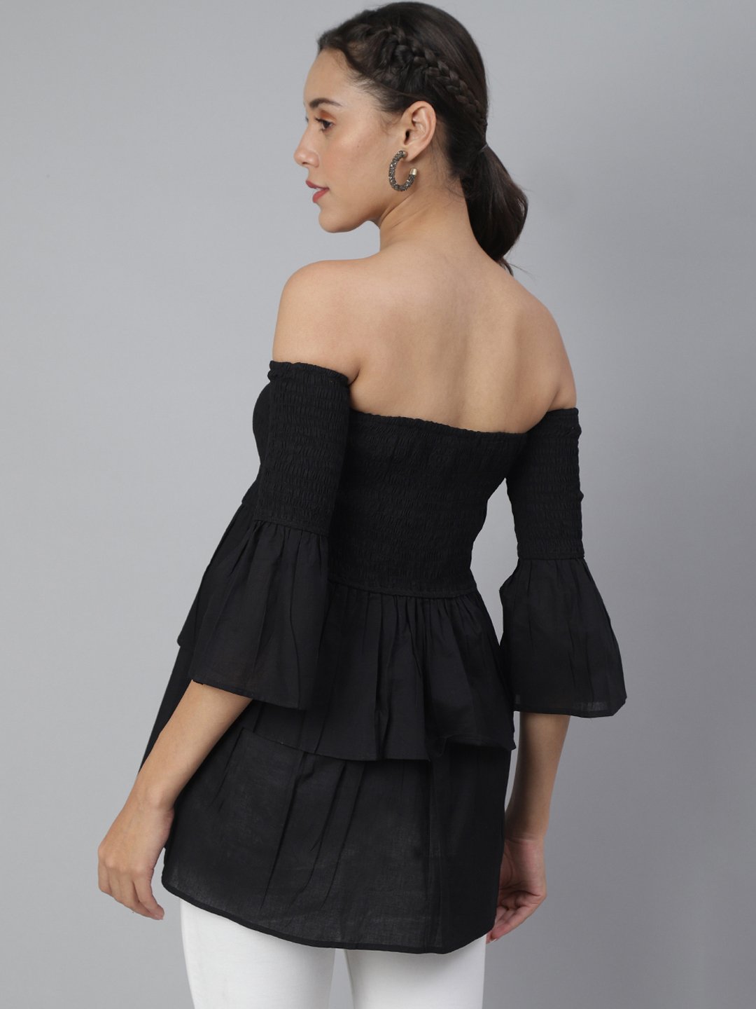 SCORPIUS Black Smocked Offshoulder Top