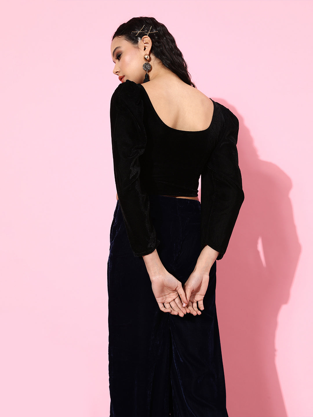 SCORPIUS Black Velvet Top