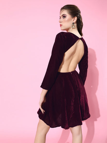SCORPIUS Velvet Backless Maroon Dress