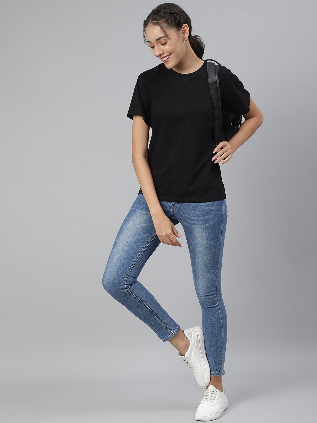 SCORPIUS Black Loose Fit Tshirt