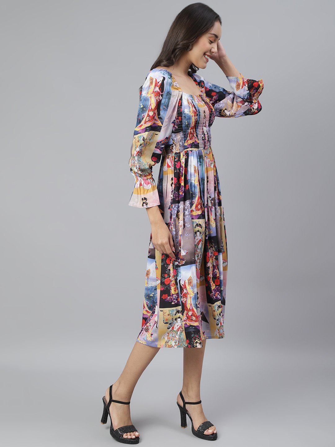 SCORPIUS Black Printed Smocked Dress
