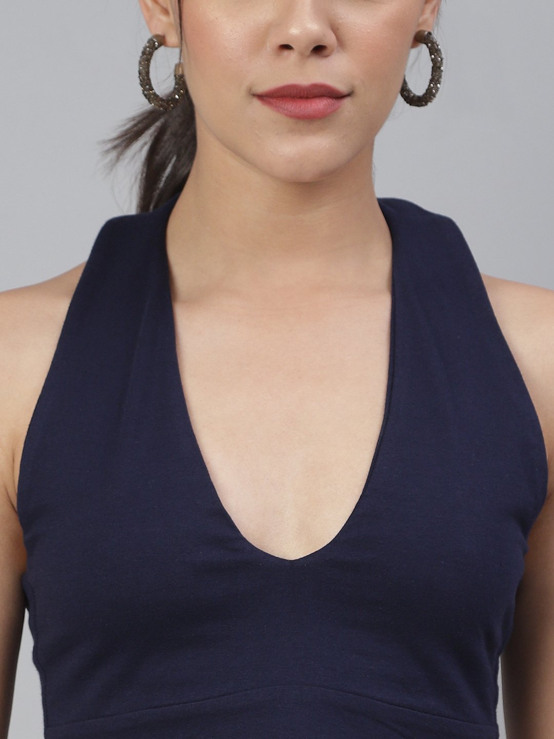 SCORPIUS Navy Haulter neck croptop