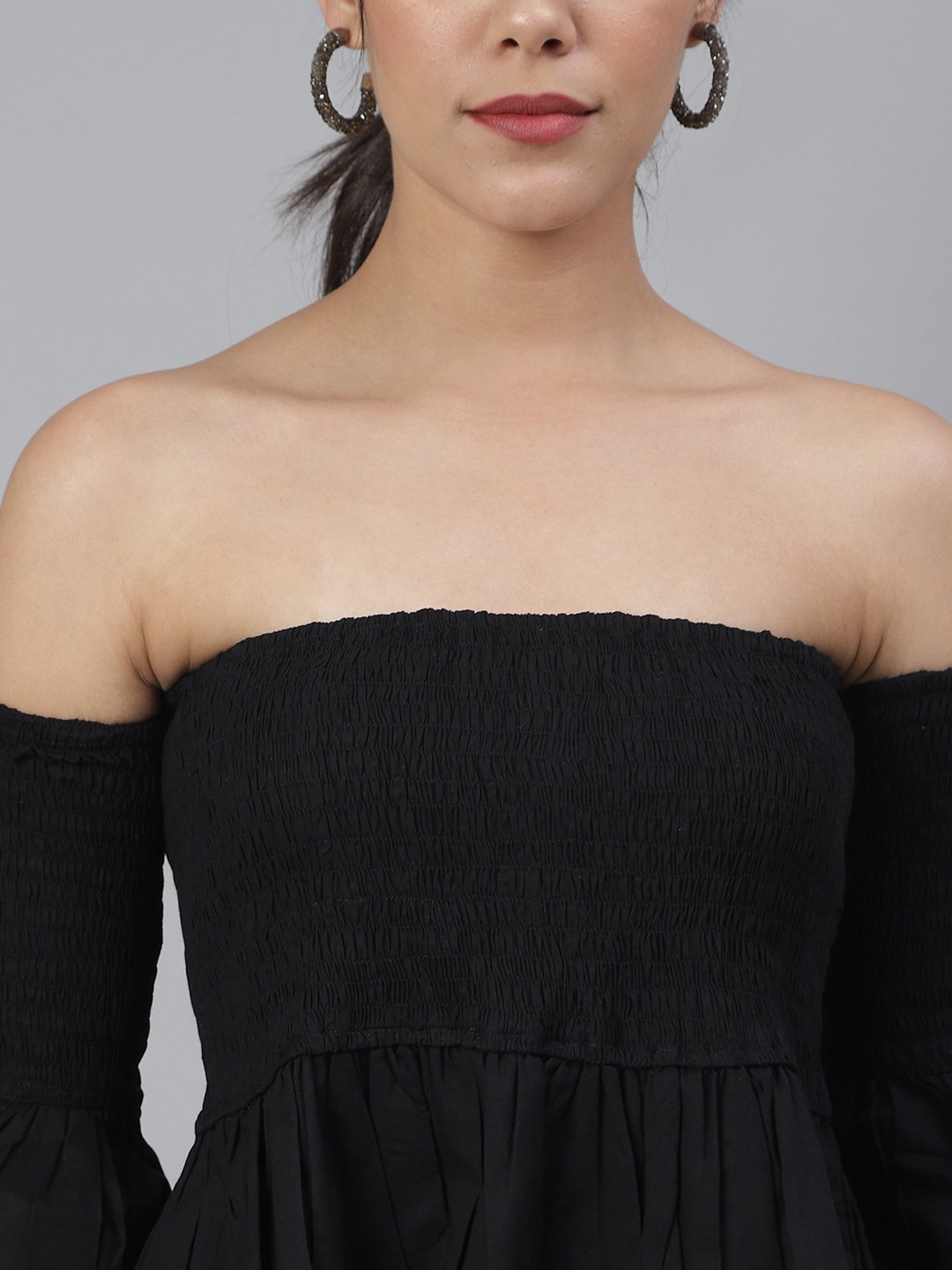 SCORPIUS Black Smocked Offshoulder Top