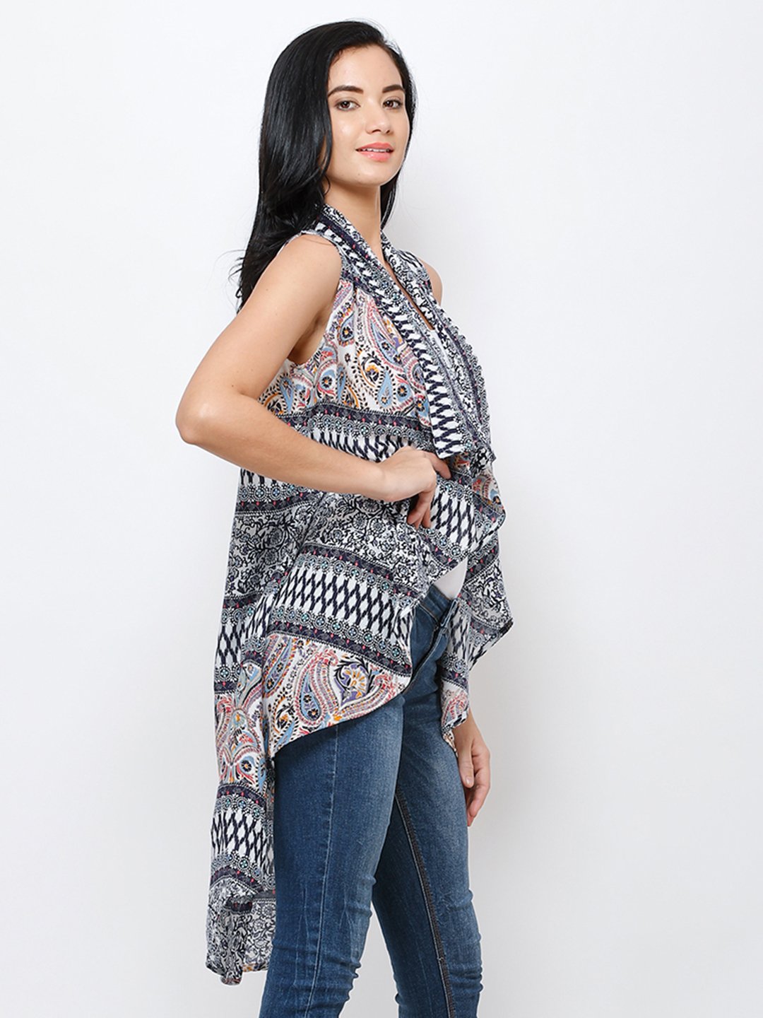 White printed shrug