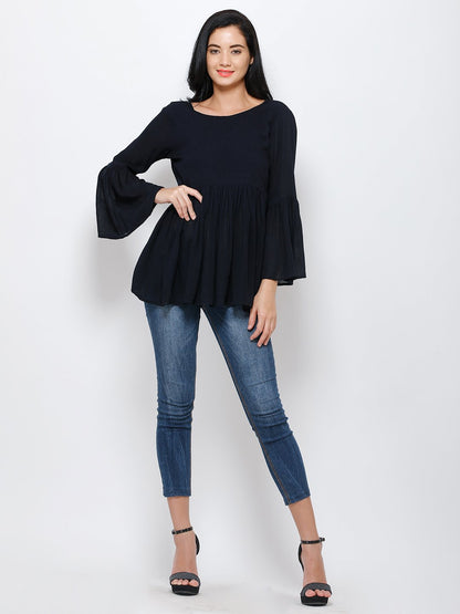 Navy solid top