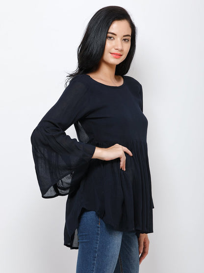 Navy solid top