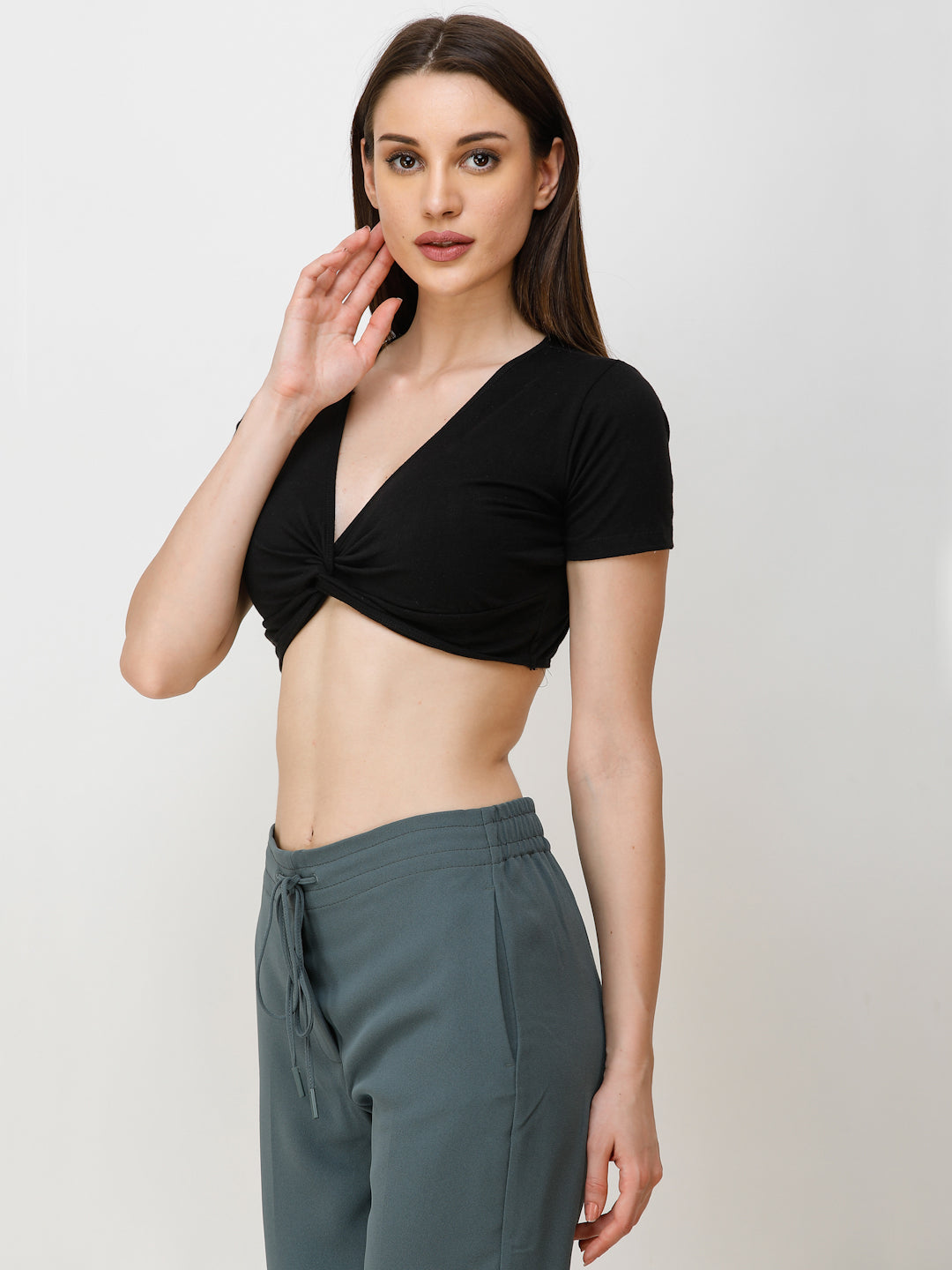 SCORPIUS Women Black Solid Bralette Top