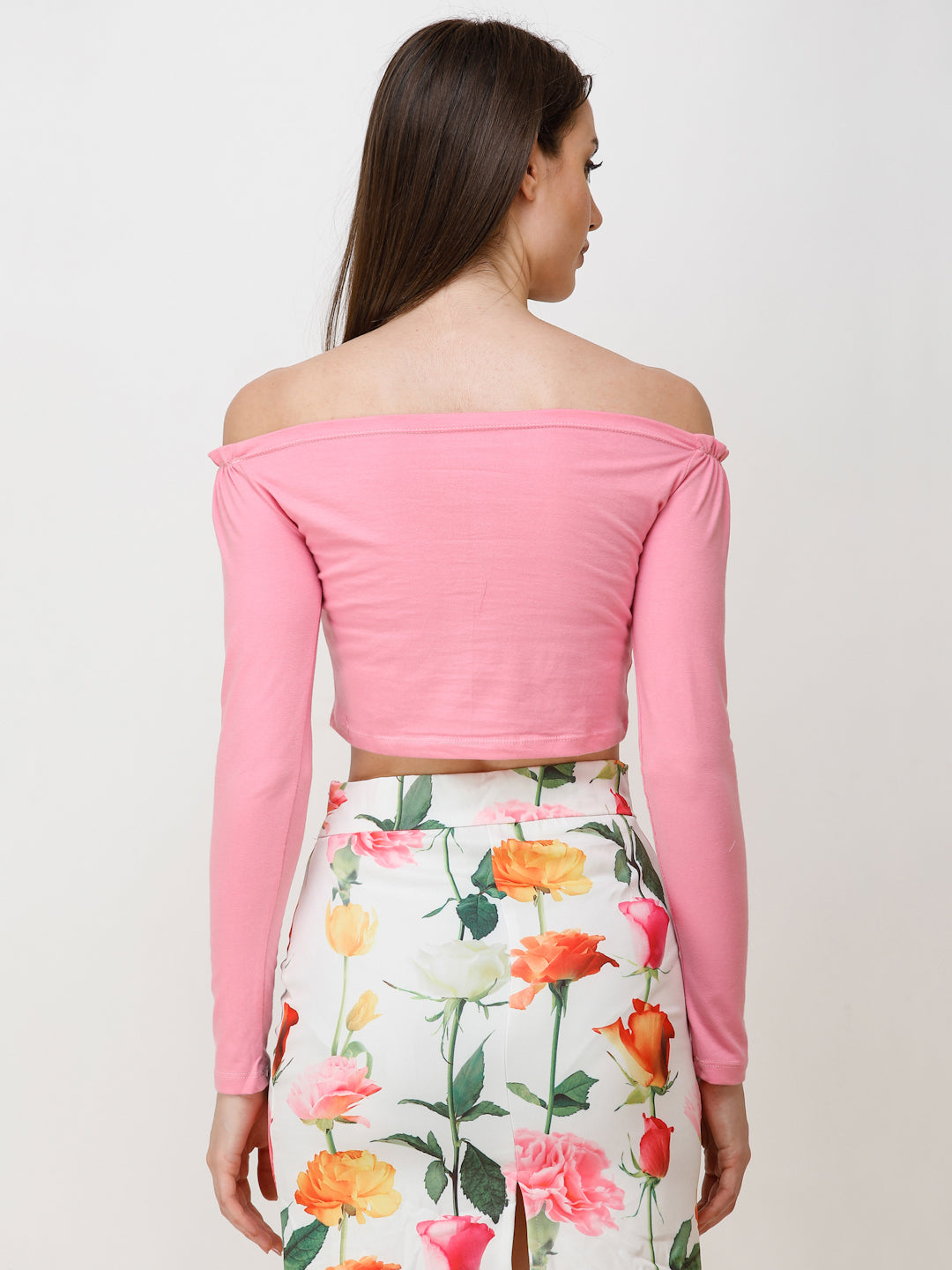 SCORPIUS Women Pink Solid Bardot Crop Top