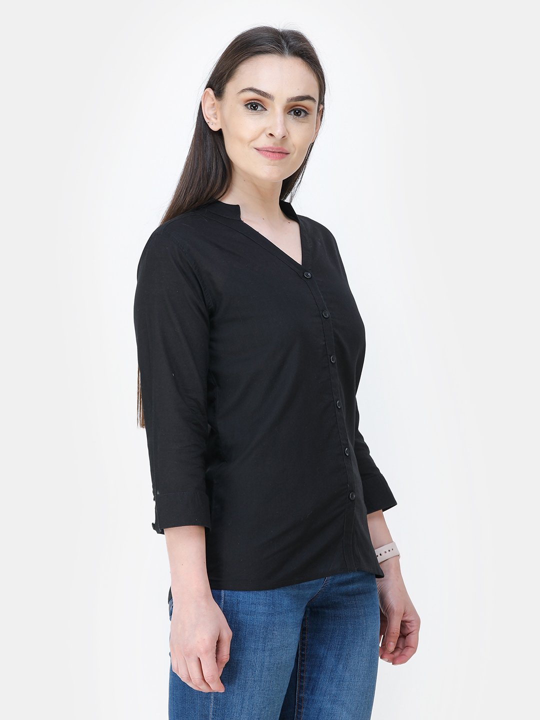 SCORPIUS Black V neck shirt