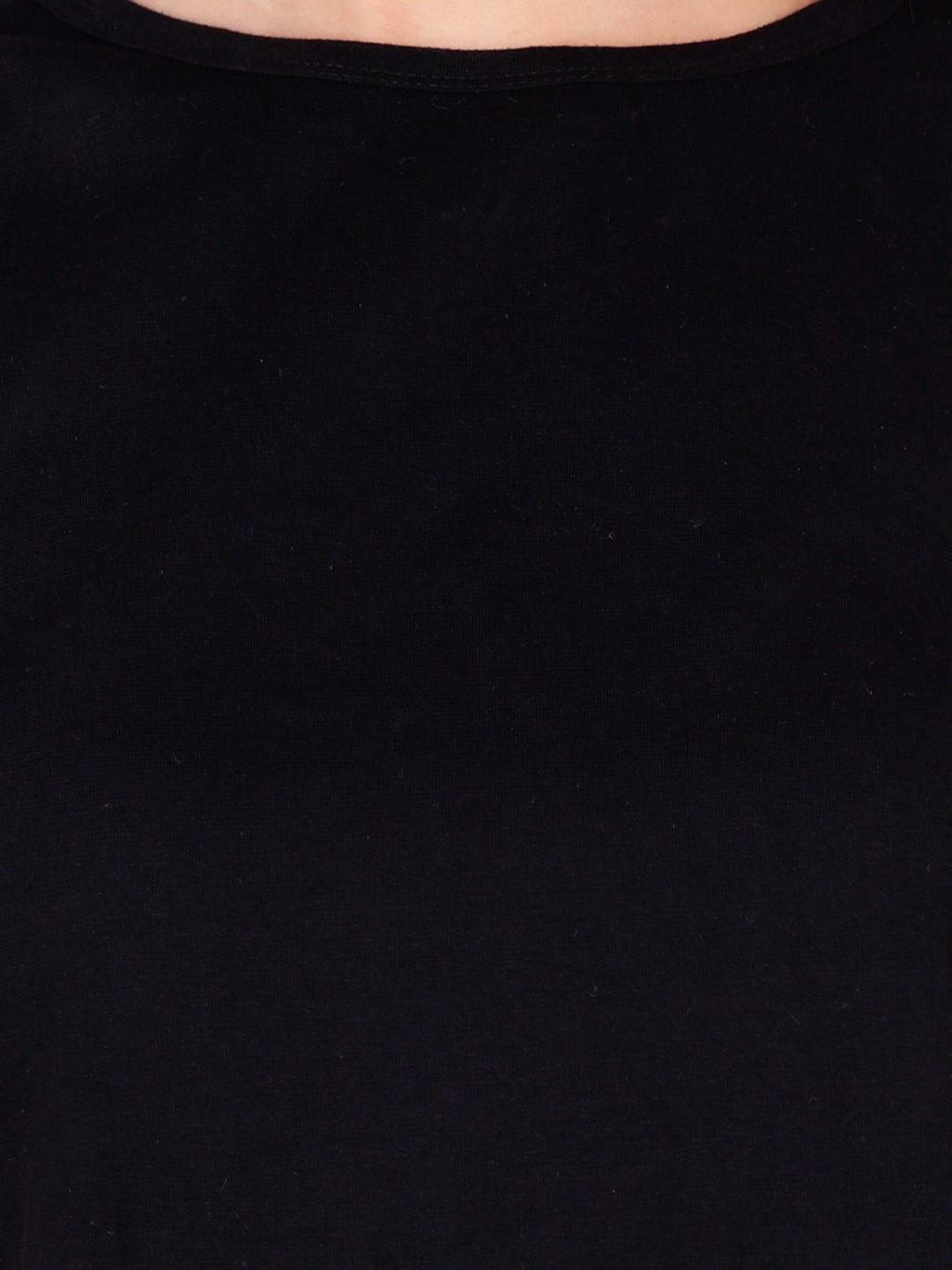 SCORPIUS SOLID BLACK CROPTOP