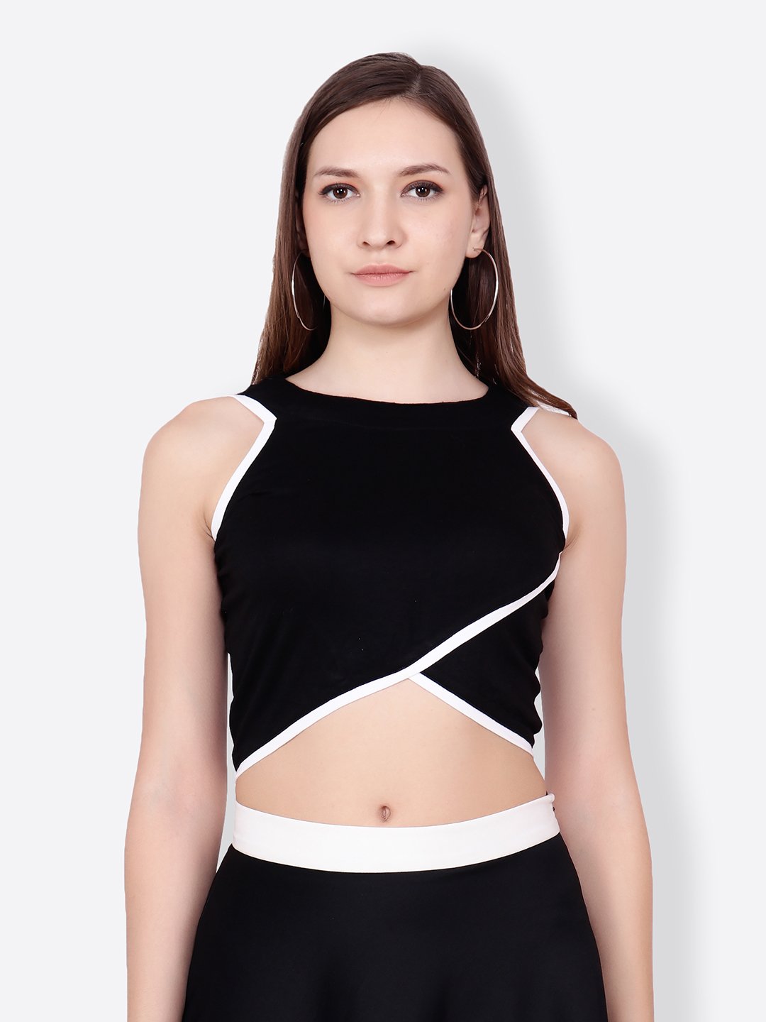 SCORPIUS SOLID BLACK CROPTOP